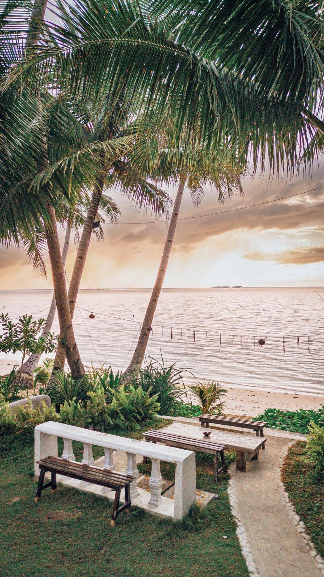 Shakabrah'S Beachfront Kubo General Luna  Luaran gambar