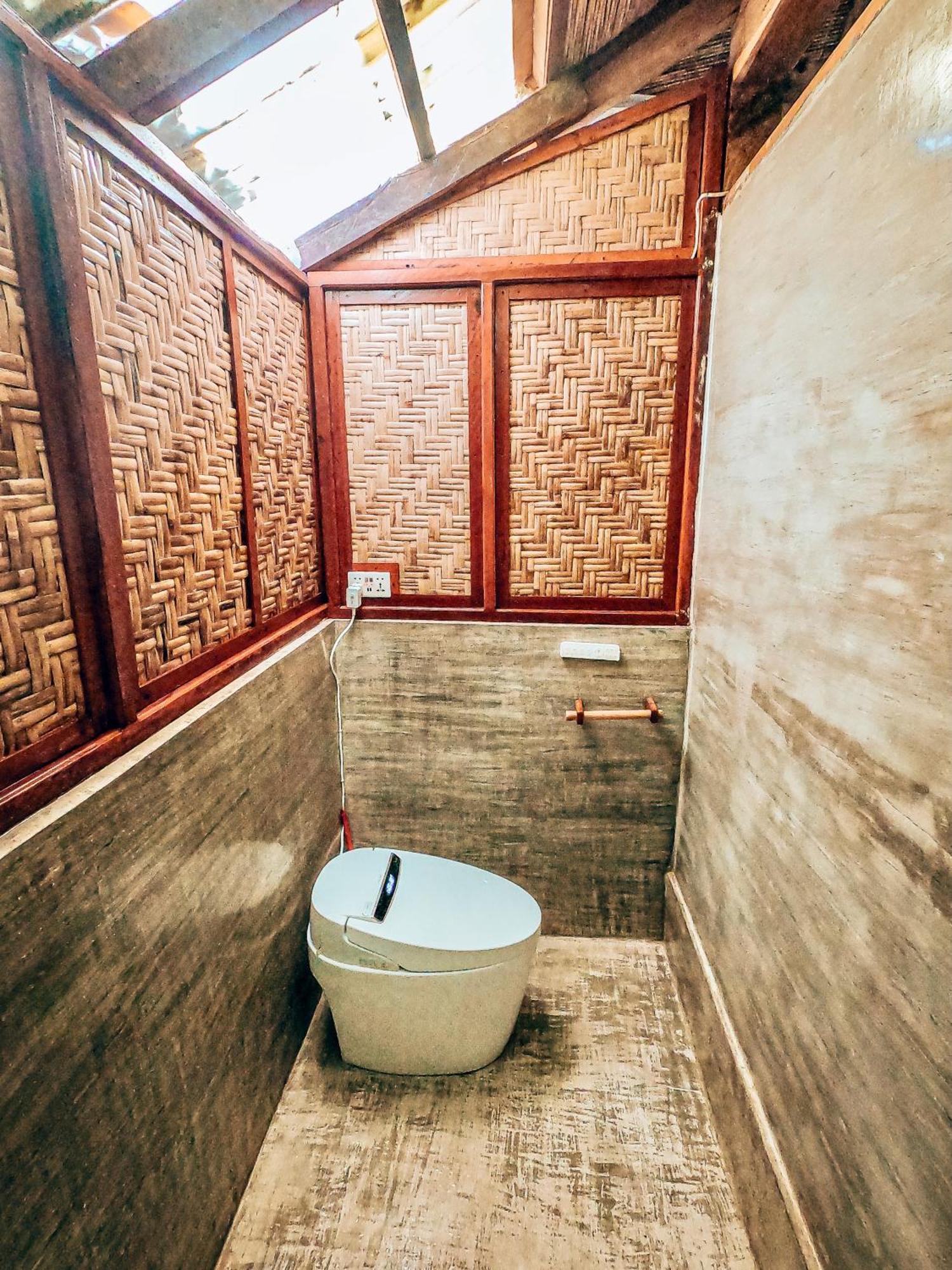 Shakabrah'S Beachfront Kubo General Luna  Luaran gambar